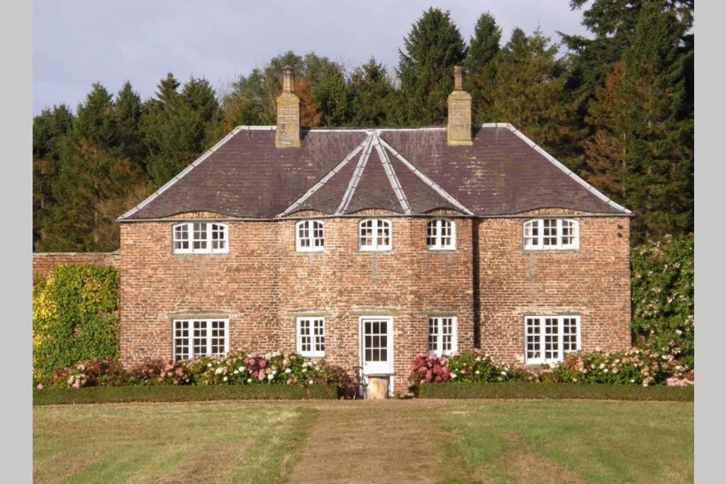Garden Cottage, フォッシャバーズ エクステリア 写真